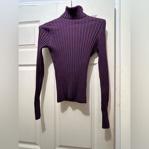 INC Deep Purple Ribbed Long Sleeve Women’s Turtle Neck - Size Small